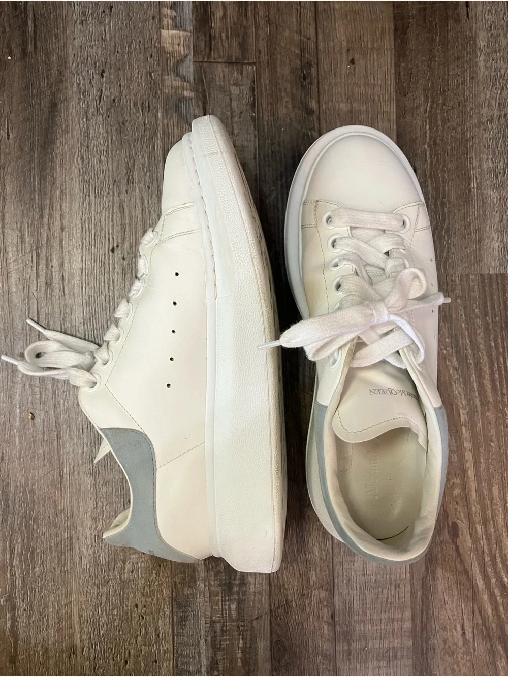 Alexander McQueen see photos
